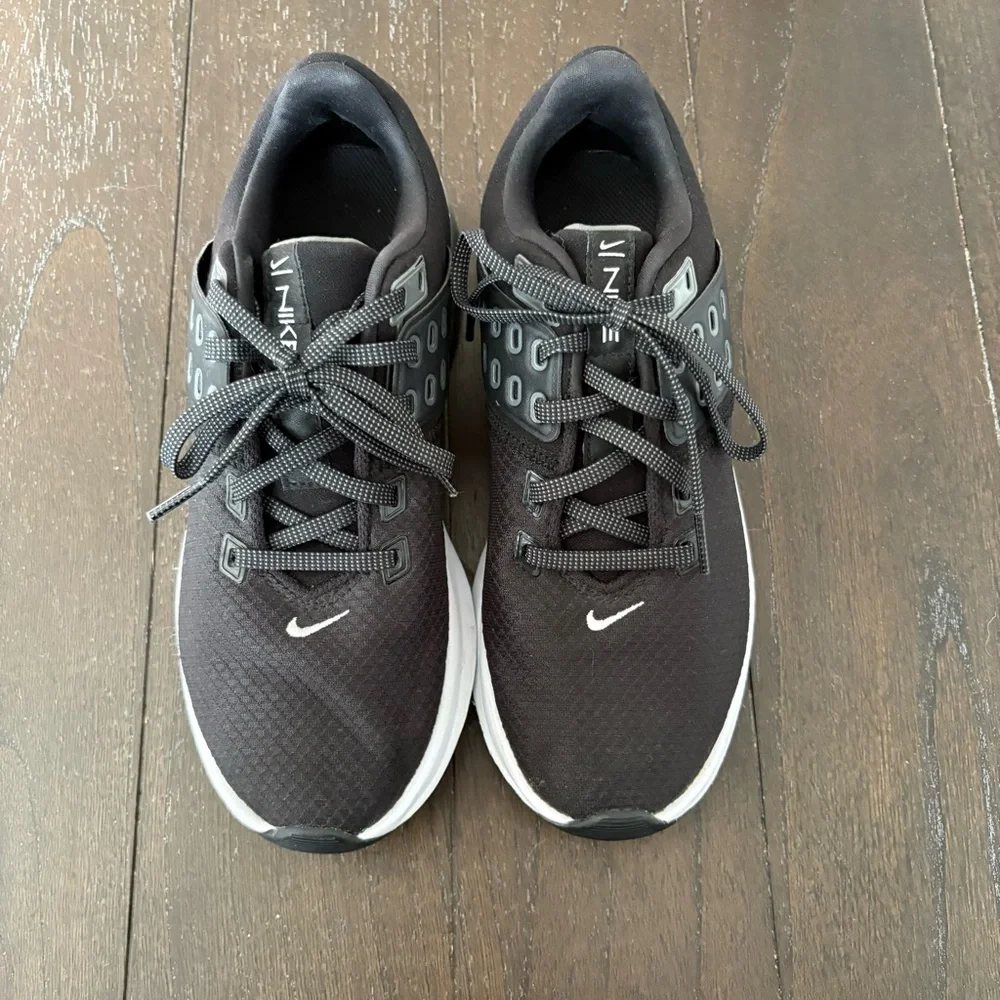 Nike Black White Airmax Bella TR 4 Kids Shoes Sneakers Athletic Neutral‎